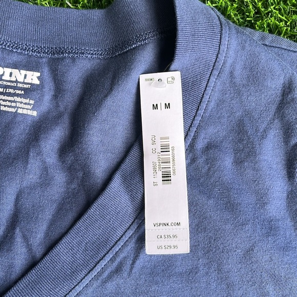 PINK Blue Tee size medium - Picture 5 of 8